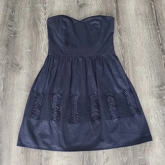 Kimchi Blue | Dresses | Kimchi Blue Strapless Sweetheart Pleated Detail Fit Flare Dress In Navy Blue | Poshmark Kimchi Blue | Dresses | Kimchi Blue Strapless Sweetheart Pleated Detail Fit Flare Dress In Navy Blue | Poshmark